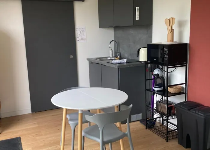 Le Clos Pommiers Apartment *